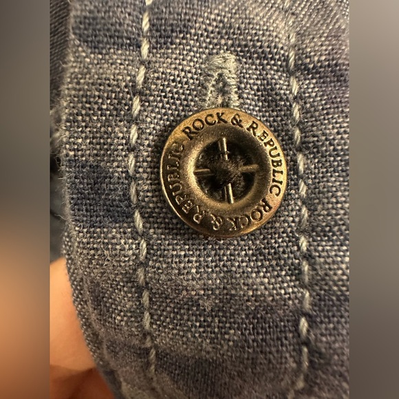 Rock & Republic Men’s Blue Camouflage Button down shirt size Medium - Picture 7 of 14